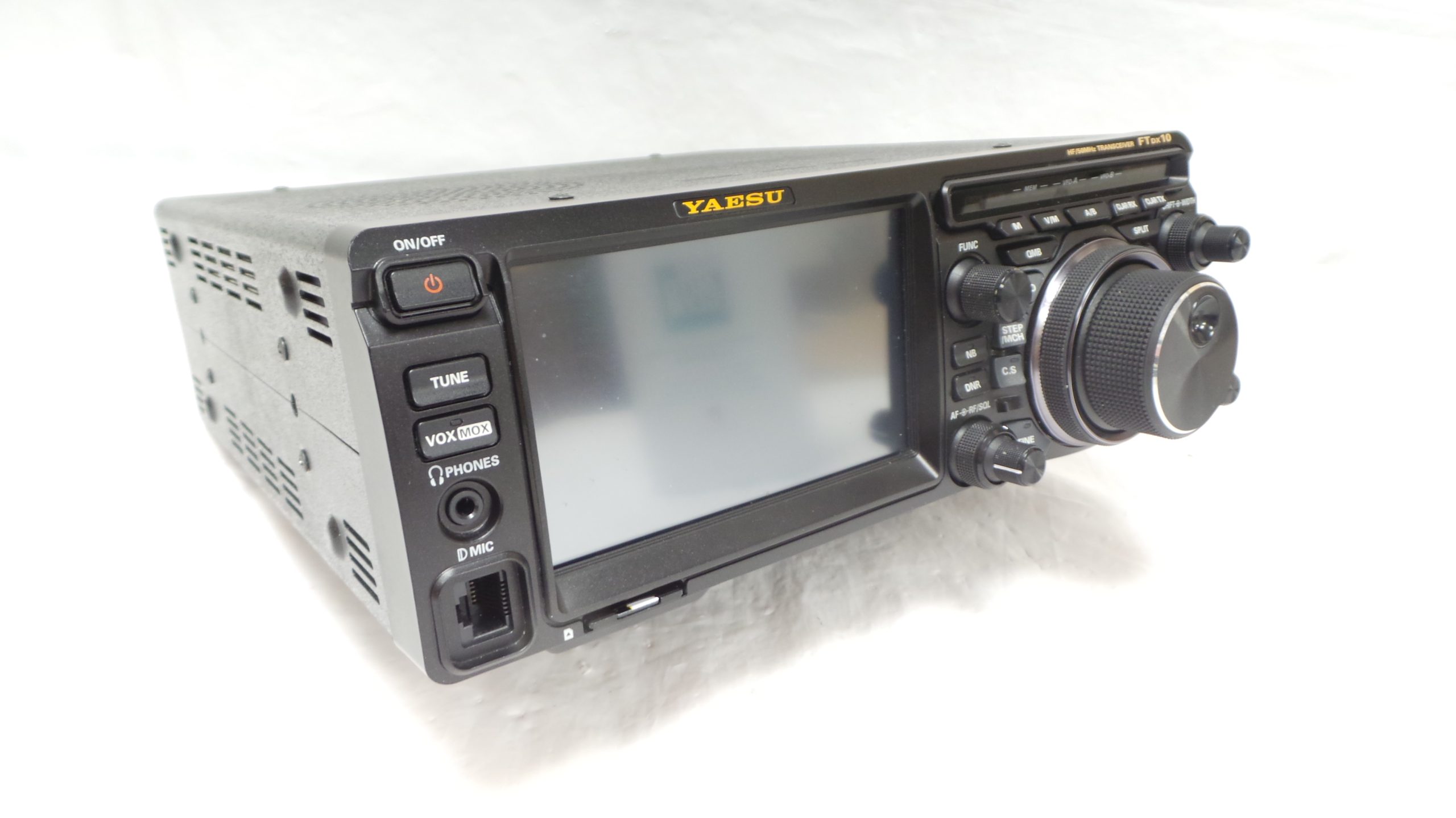 Yaesu FTDX-10 HF Transceiver | Two Years LAMCO Select Warranty