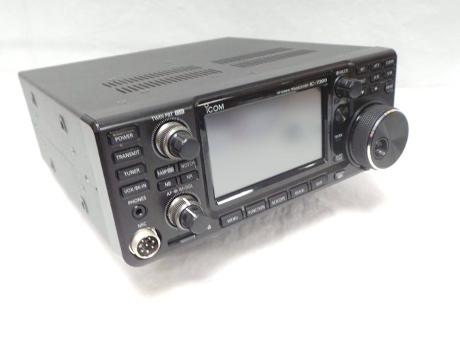 Icom IC-7300 Used Left