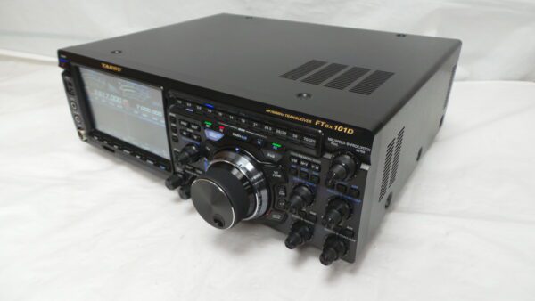 Yaesu FTDX-101D USED | Two Years LAMCO Select Warranty - Image 2