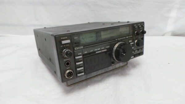 Icom IC-735 USED Sold As Seen Junksale