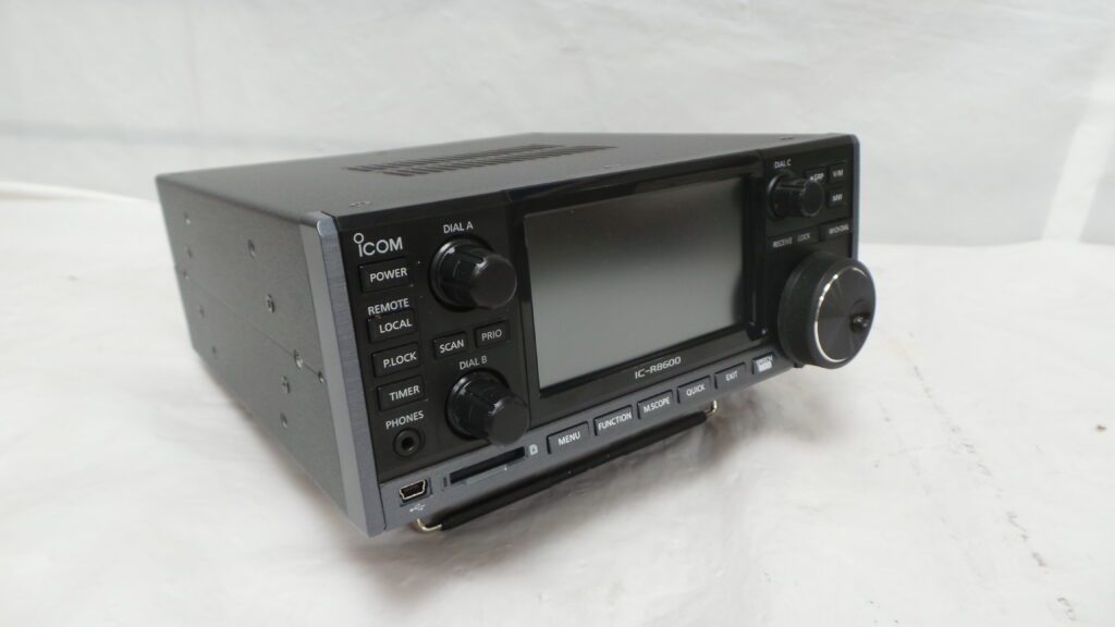 Icom IC-R8600 Scanning Receiver USED | 2 Years LAMCO Select Warranty