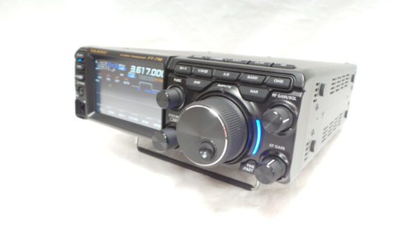 Yaesu FT-710 Field USED | 2 Years Warranty