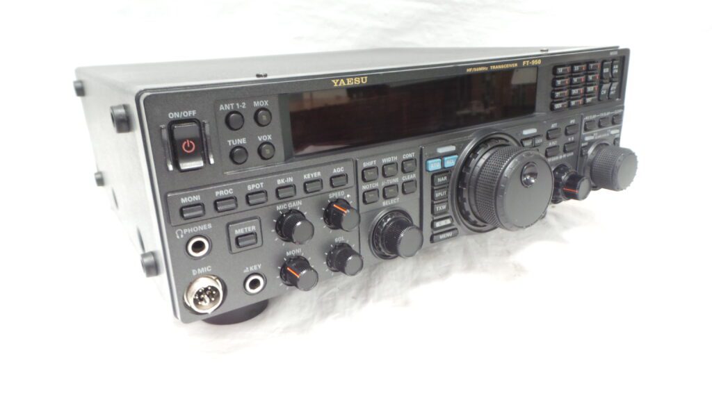 Yaesu FT-950 USED | 90 Days Warranty