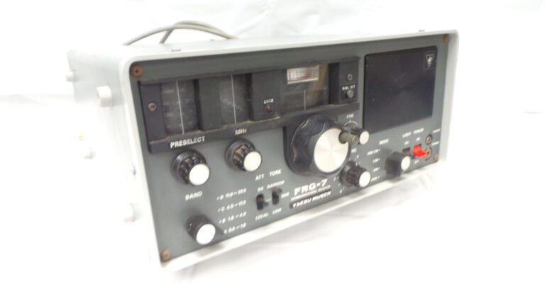 Yaesu FRG-7 Receiver USED Sold As Seen