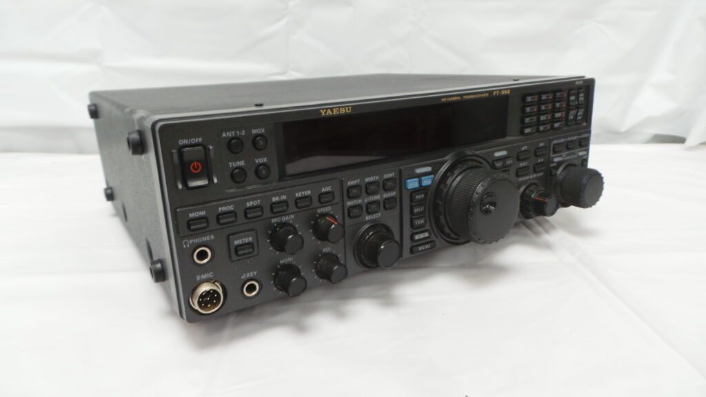 Yaesu FT-950 USED | 90 Days Warranty