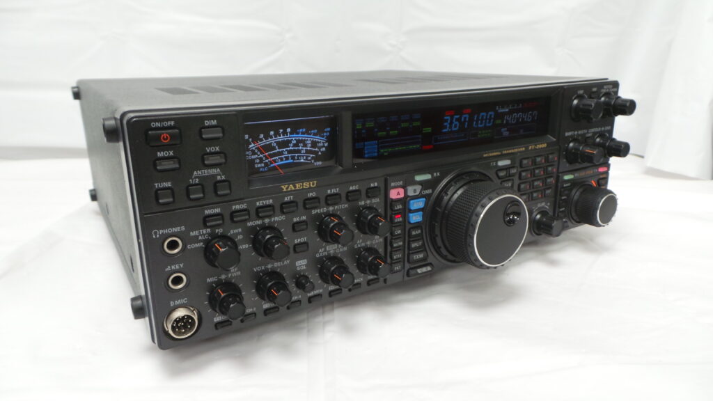 Yaesu FT-2000 USED | 90 Days Warranty