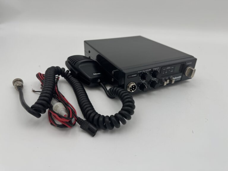 Radiomobile CB202 Junksale Clearance '112'