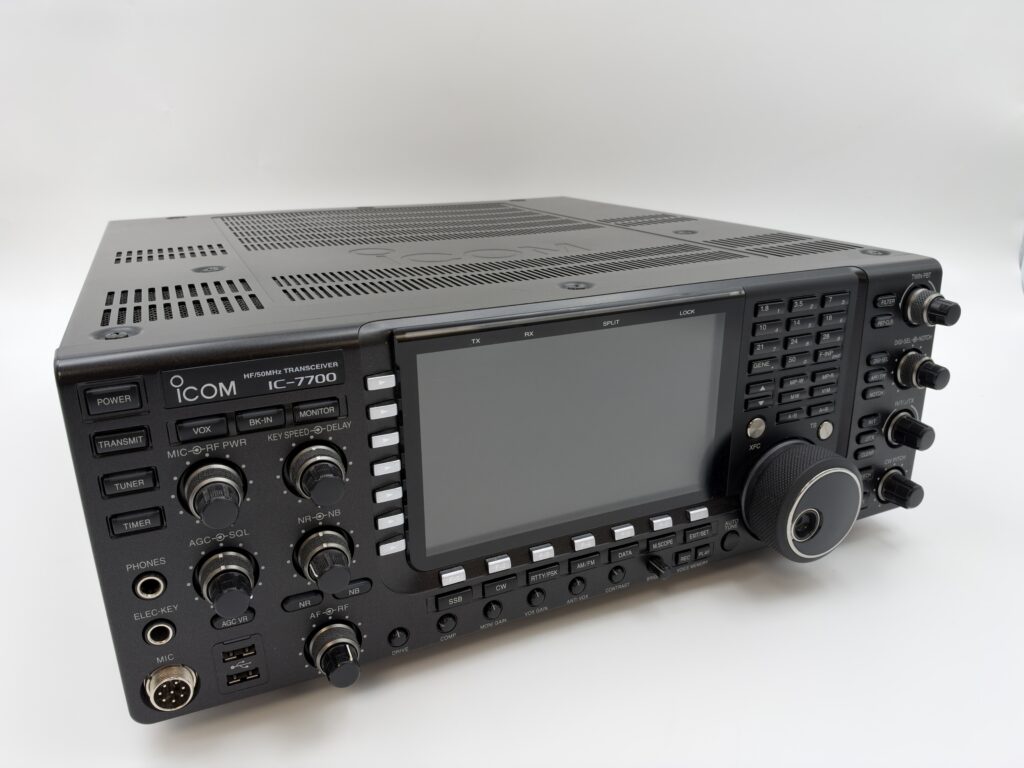 Icom IC-7700 USED 90 Days Warranty